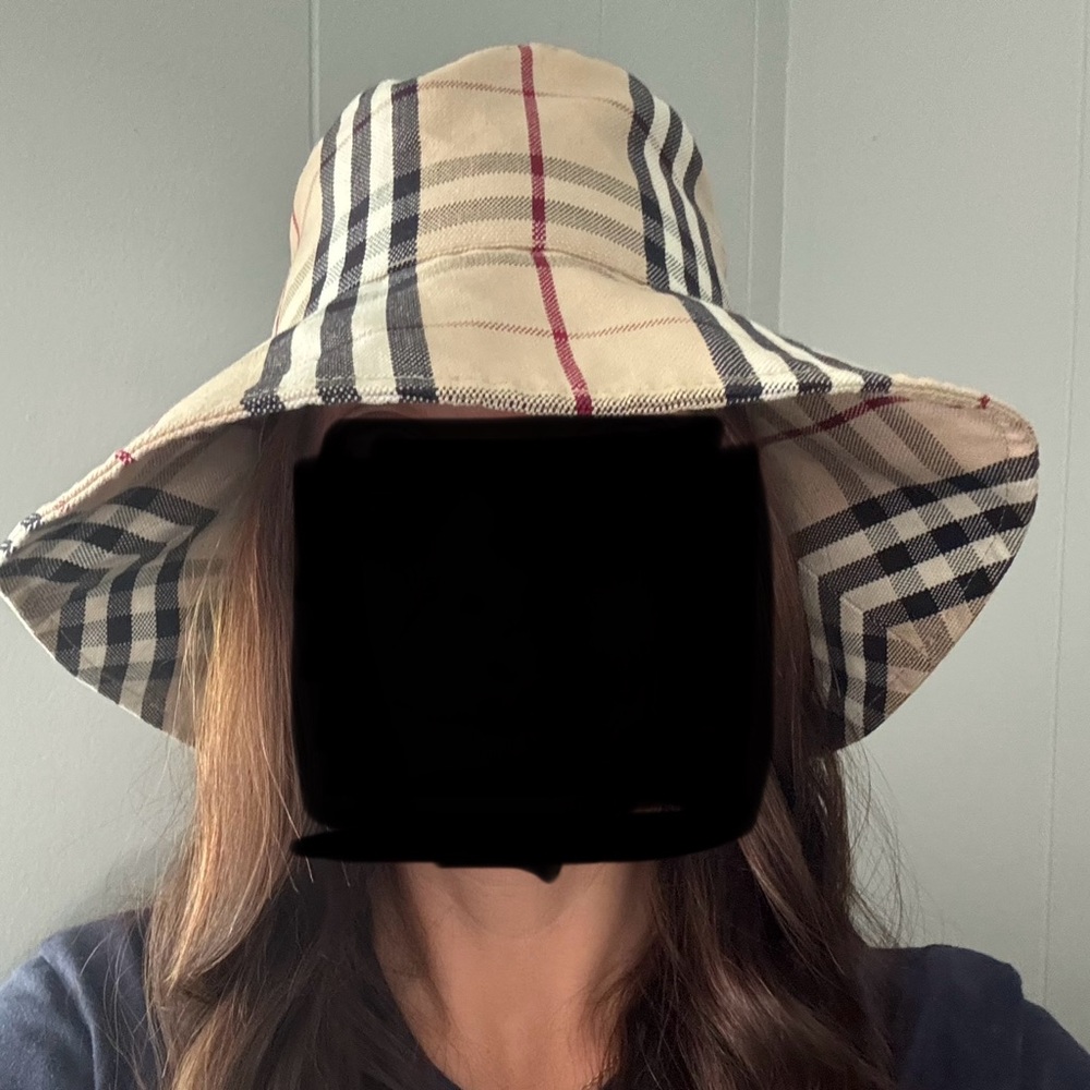Adult Burberry bucket hat - Picture 6 of 6